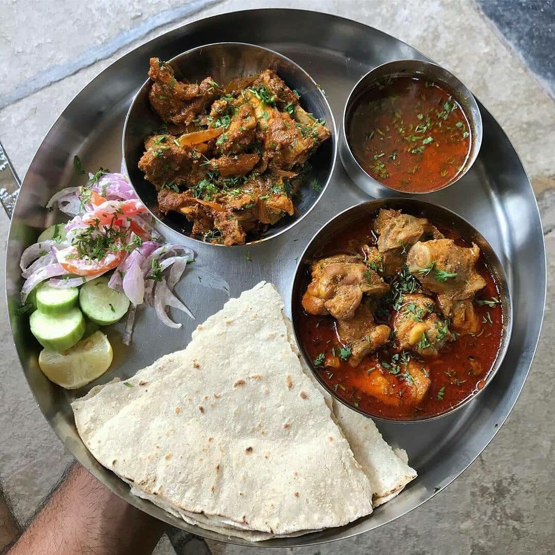 हॉटेल भाग्यश्री धाराशिव - स्पेशल ढवारा मटण आणि महाराष्ट्रीयन जेवण